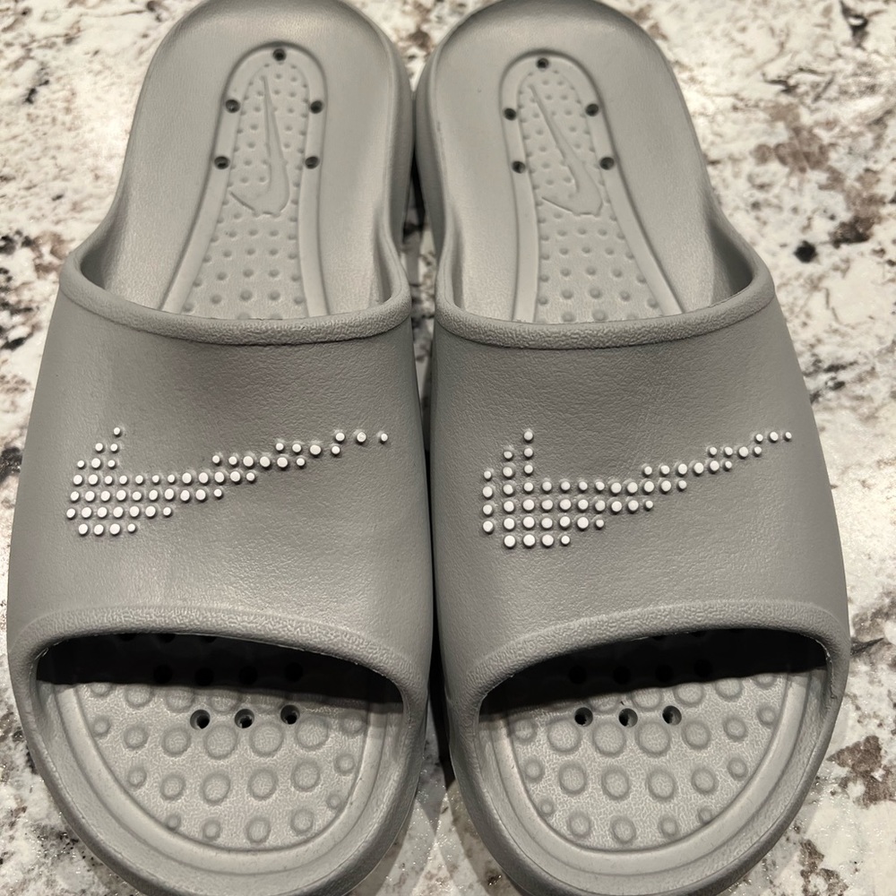 Nike slides